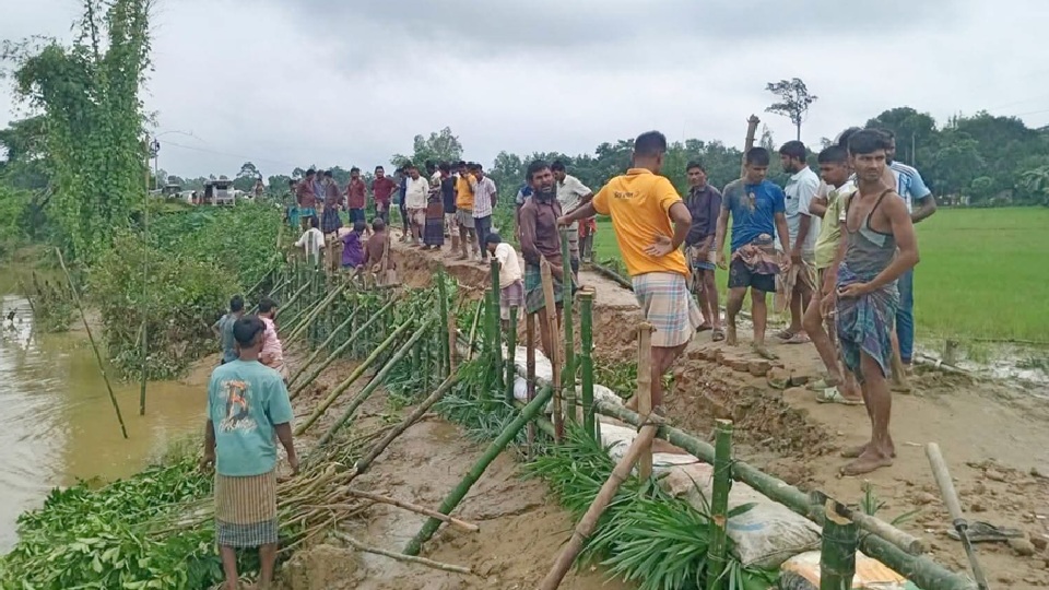 https://www.dainikcoxsbazar.com/images/uploads/large/mizbah-news-pic-3.jpeg
