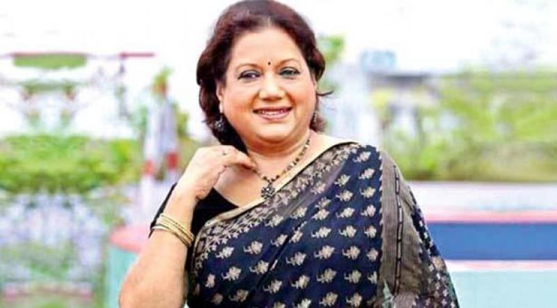 লাইফ সাপোর্টে অভিনেত্রী কবরী