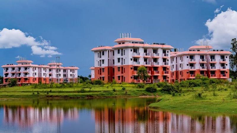 ভারতবিরোধী পোস্টে লাভ রিয়েক্ট, ফেরত পাঠানো হলো বাংলাদেশি ছাত্রীকে