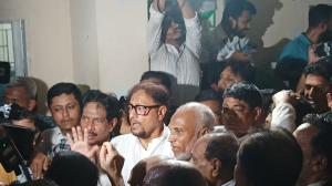 ডা. শাহাদাতকে চট্টগ্রাম সিটি কর্পোরেশনের মেয়র ঘোষণা