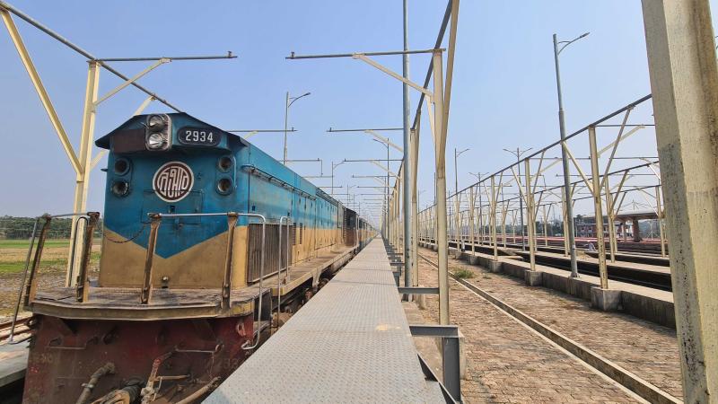 চট্টগ্রাম-কক্সবাজার রুট : সপ্তাহে ৬ দিন চলবে সৈকত ও প্রবাল এক্সপ্রেস